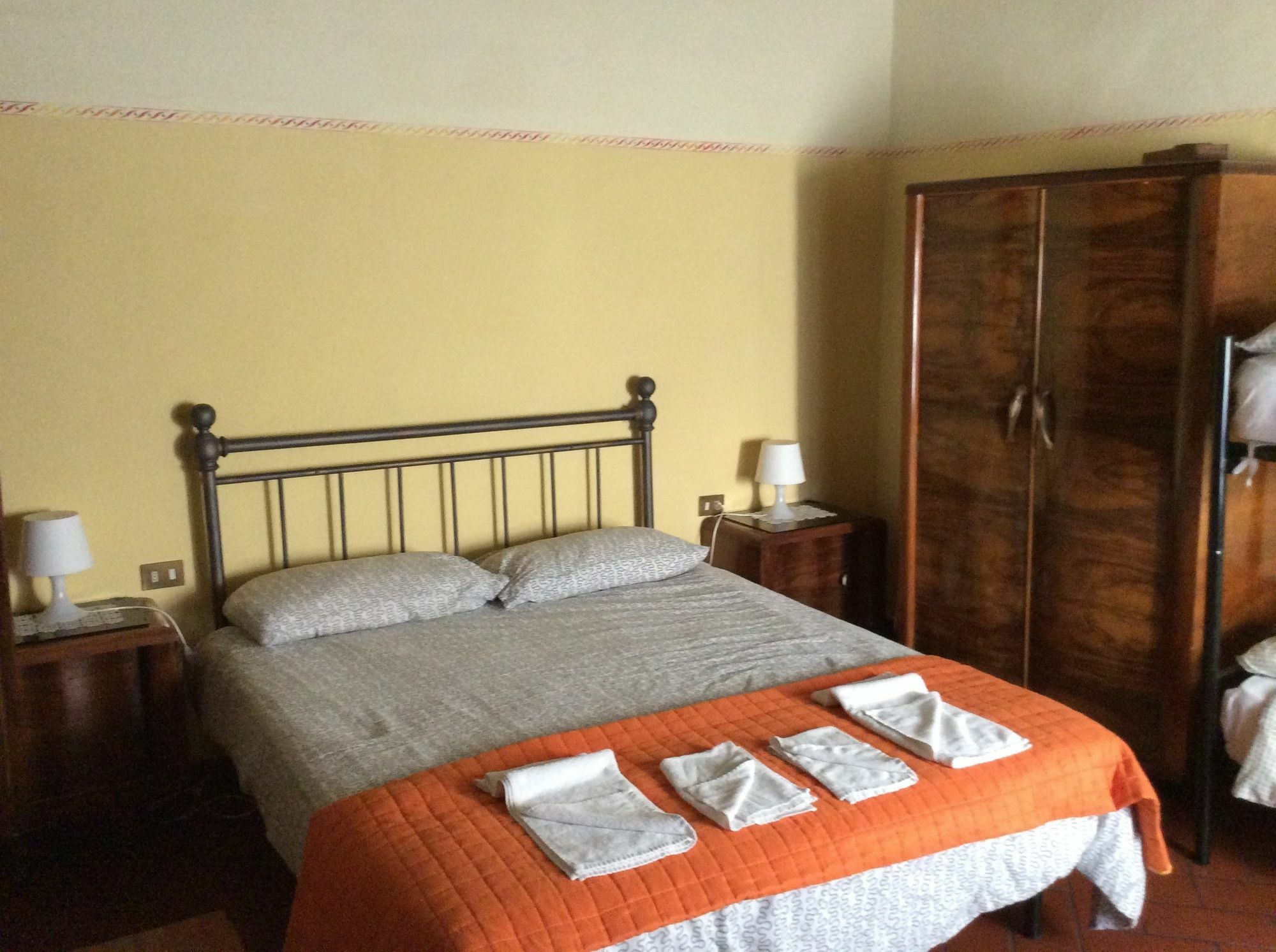 B&B E Locazioni Turistiche Antico Borgo Toscano Montecatini Terme Exterior photo